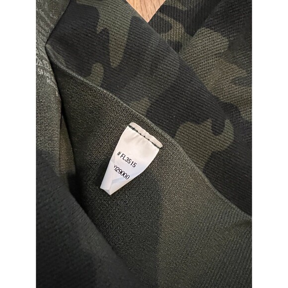 Spanx Camo Seamless Leggings Never Worn Small Compression Stretch Crop Green S - Picture 4 of 4